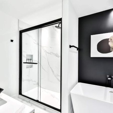 2 CH - 1 SDB - Sainte-Agathe-des-Monts - $2,050 /mo - Photo 3