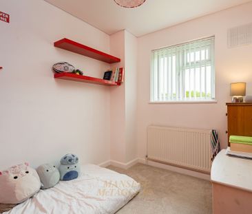 North Street, Turners Hill, RH10 - Photo 4