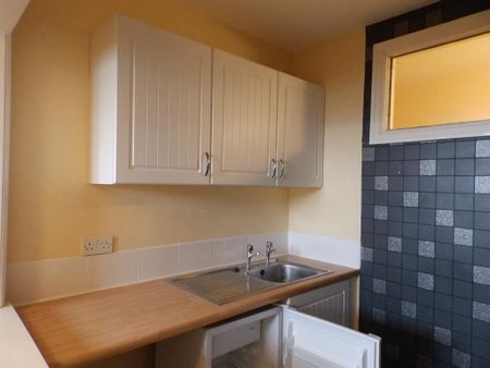 1 bedroom detached house to rent - Photo 5