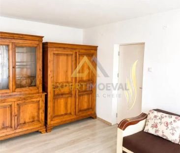 Apartament de inchiriat 2 camere zona Universitatea de Litere, 350 euro - Photo 1