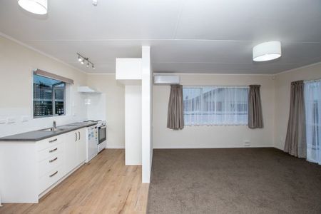 A generous four bedroom family home in Frankton at the end of the street. - Photo 5