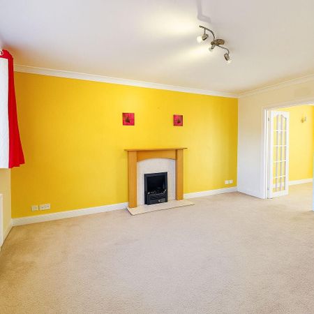 3 bedroom semi-detached house to rent - Photo 2