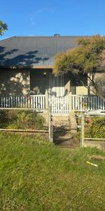 68 Lowry Street, Cardiff NSW 2285 - Photo 3