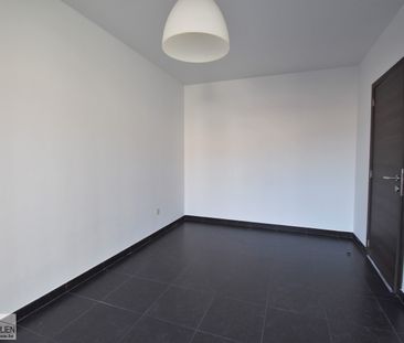 Modern appartement op 1ste verdiep met 2 slaapkamers en garage - Foto 3