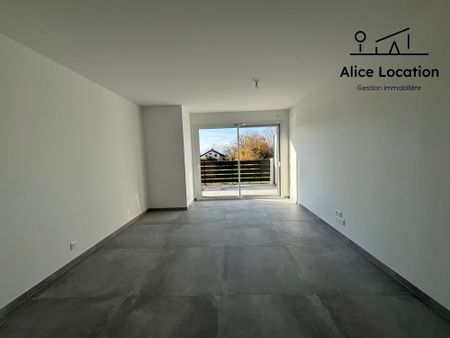 Location Appartement 2 pièces 42m² THONON LES BAINS 74200 - Photo 2