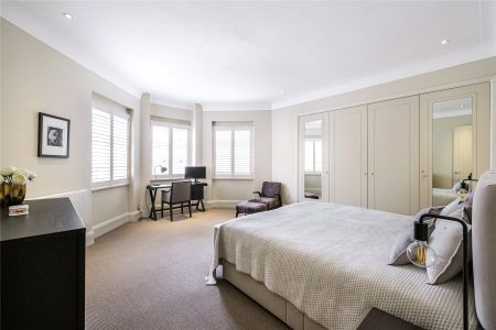 Sloane Court East, London, SW3 flat to rent - Photo 4