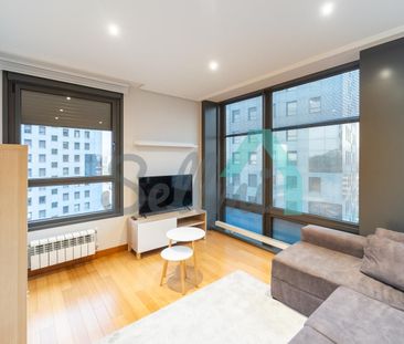 Piso de alquiler en Juan Antonio Álvarez Rabanal, HUCA - La Cadellada - Photo 3