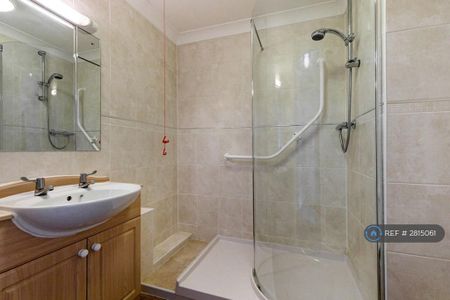 1 bedroom flat to rent - Photo 3