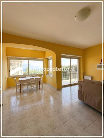 Appartamento via Santa Maria la Noce, Centro, Formia - Photo 3