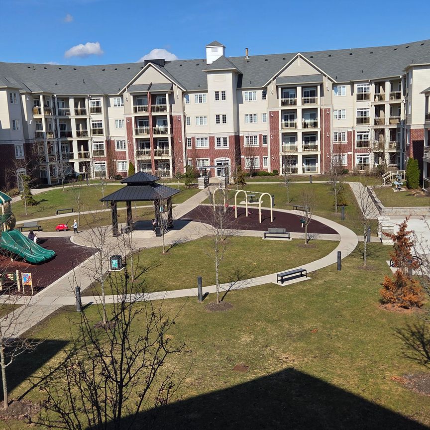 For Lease - 84-#302 Aspen Springs Drive Unit# 302, Clarington, Ontario - Photo 1