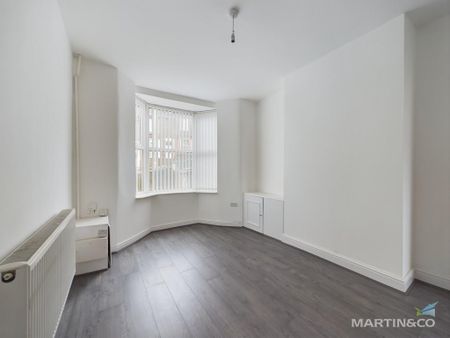 2 bedroom terraced house to rent - Photo 3