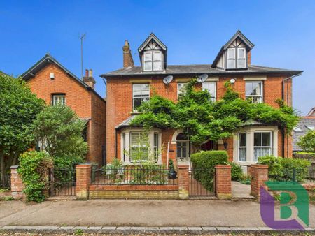 3 bedroom semi-detached house to rent - Photo 2