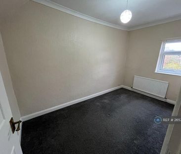 3 bedroom terraced house to rent - Photo 6