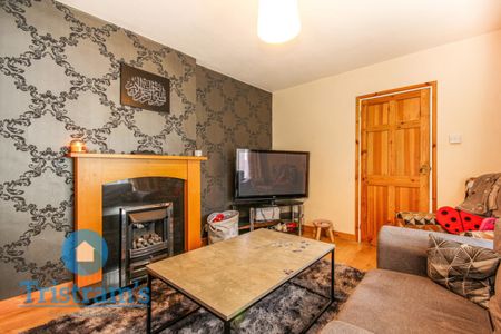 3 bed Semi-Detached House for Rent - Photo 2