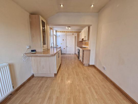 2 bedroom terraced house to rent - Photo 1