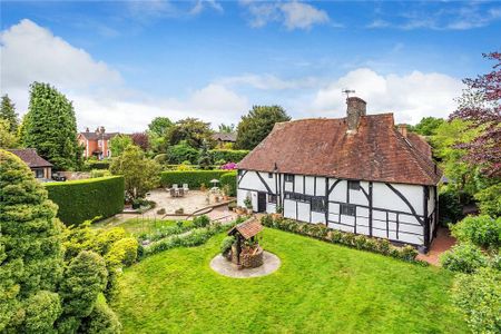 4 bedroom detached house to rent - Photo 2