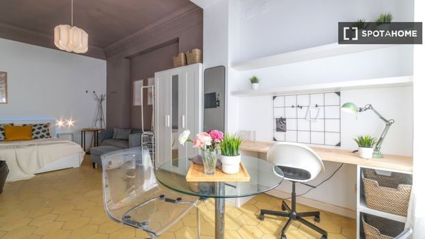 barcelona, Catalonia 08006 - Foto 1