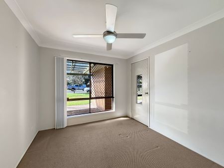 Maroochy Beach Family Home&excl;&excl; - Photo 5