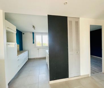 Location Appartement 4 pièces 62m² ROANNE 42300 - Photo 6