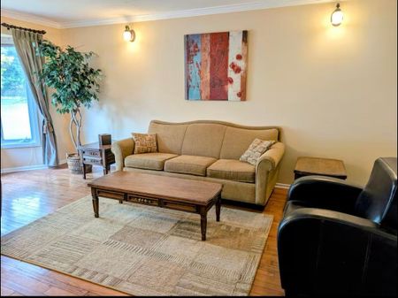 For Lease - 1646 Sunview Drive, Orleans - Convent Glen and Area, Ontario - Photo 3