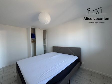 Location Appartement 2 pièces 43m² EVIAN LES BAINS 74500 - Photo 3