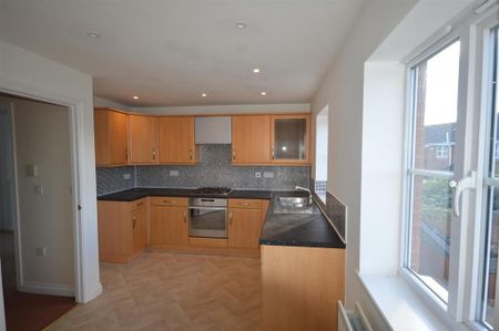 4 bedroom house to rent - Photo 2