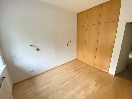 GEPFLEGTE 4 ZIMMER ALTBAUWOHNUNG IN DER EISENHANDSTRASSE - Photo 1