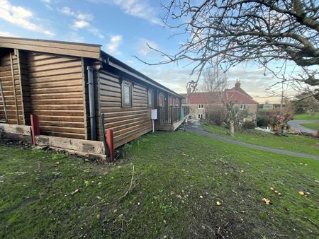 3 bedroom log cabin to rent - Photo 3