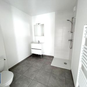 Location Appartement 1 pièce 29m² ST ETIENNE 42000 - Photo 2