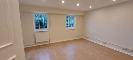 Hamlet Square - Photo 3