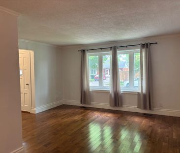 For Lease - 3857 Panama Court Unit# Upper unit, Niagara Falls, Ontario - Photo 2