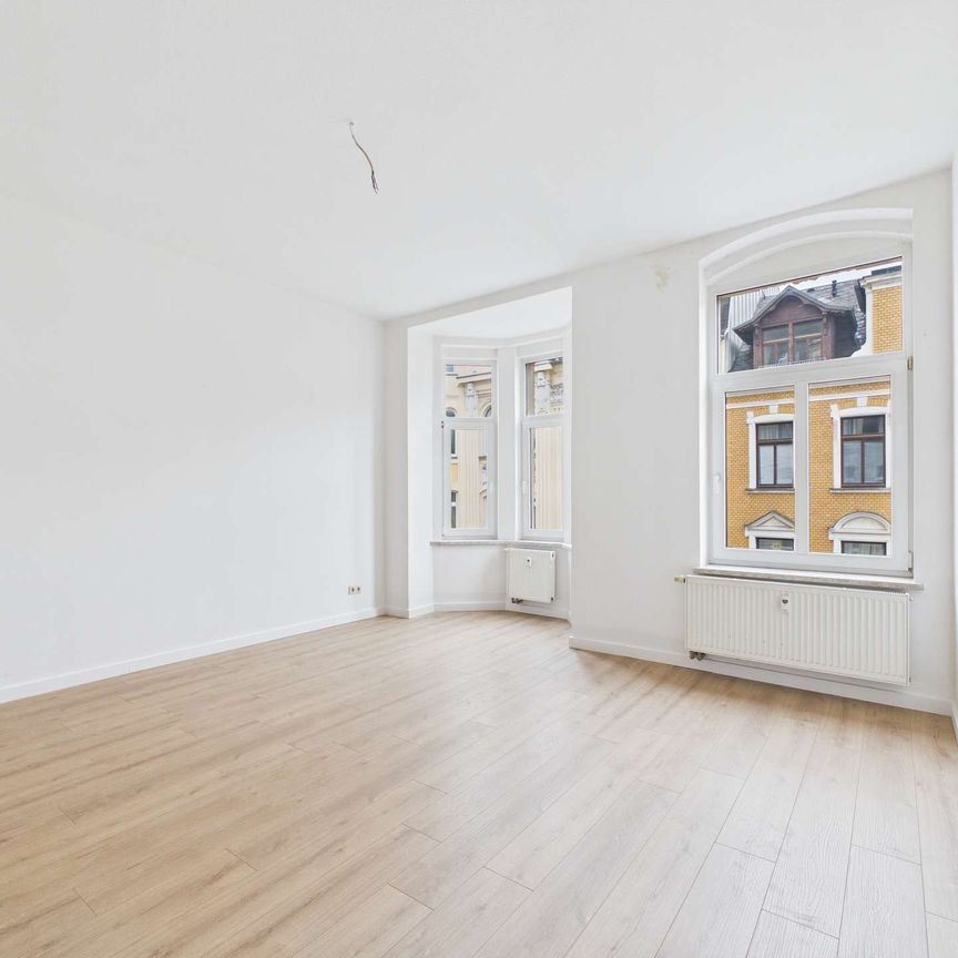 Frisch renovierte 3-Raum Wohnung mit Balkon zentrumsnah in Plauen - Photo 1