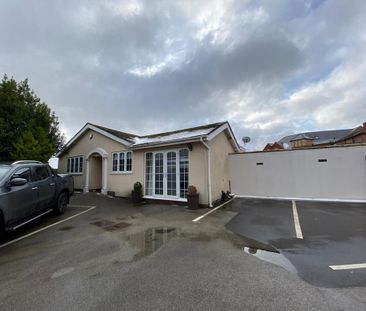 3 bedroom detached bungalow to rent - Photo 6