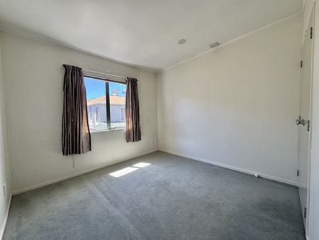 The Future is Bright! - Photo 3