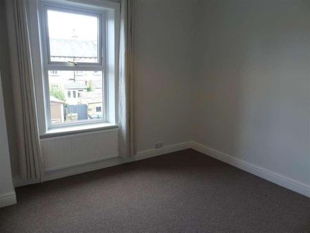 Lawn Avenue, Burley In Wharfedale, LS29 - Photo 3