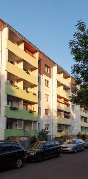 Wir sanieren für Sie - 3 Zimmer-Wohnung in Halle - Foto 1