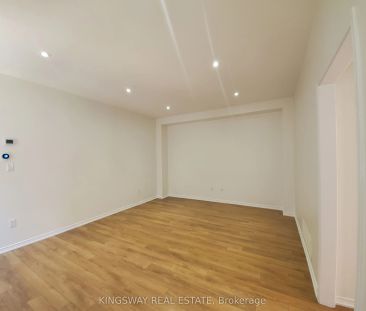 593 Remembrance Road #upper - Photo 5