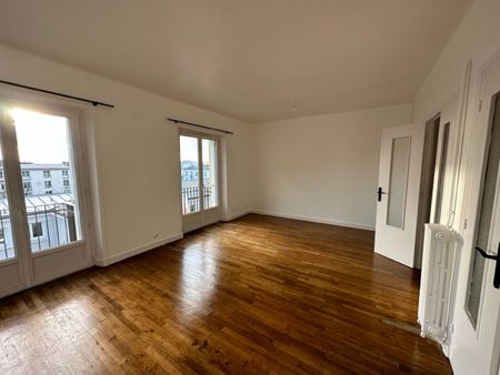 A louer Brest Centre Siam/Triangle d'or T3 dernier étage REFAIT A NEUF - Photo 4