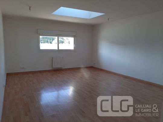 Location Appartement 3 pièces 70m² - Photo 1