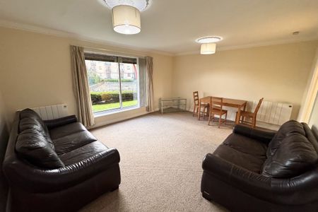 2 Bed, Flat - Photo 2