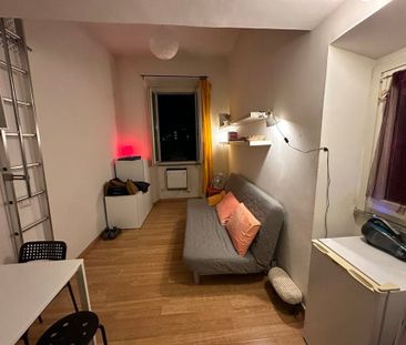 Via Fausto Pesci, Rome, Lazio 00177 - Photo 3