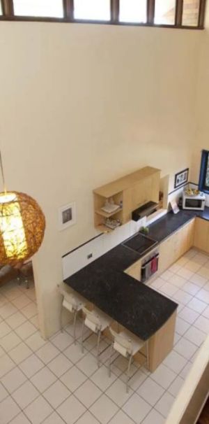 Two level living with pool... - Photo 1