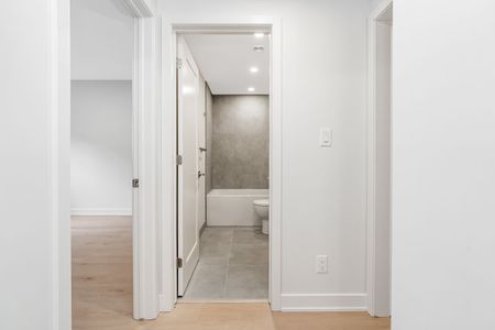 For Lease - 1267 Summerville Avenue Unit# 2, Carlington - Central Park, Ontario - Photo 4