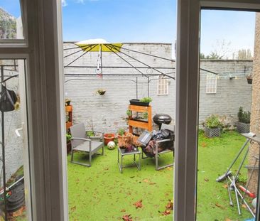 Watford Field Road, Watford - Photo 4