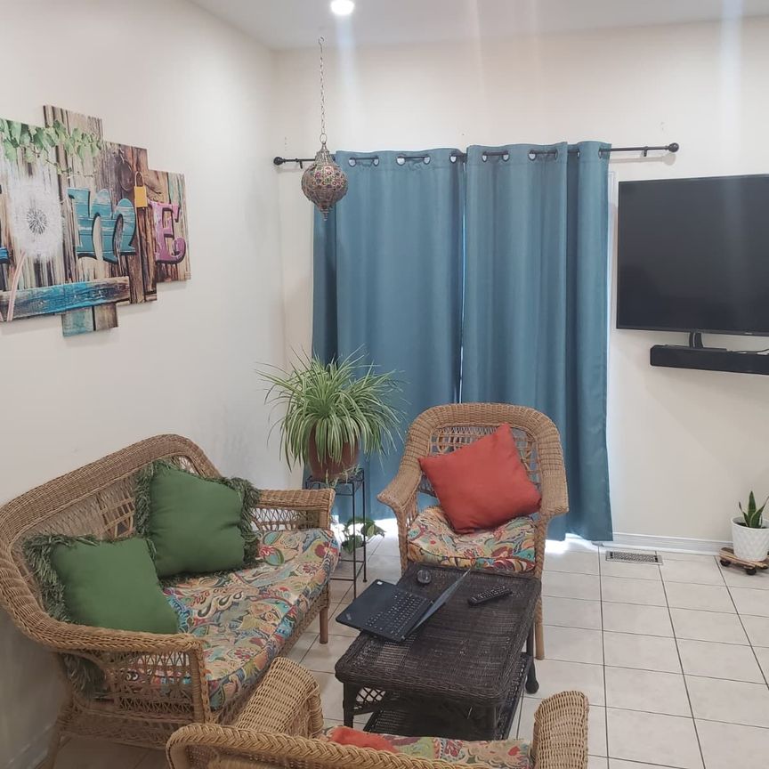 For Lease - 17 Portrush Trail Unit# Main, Brampton, Ontario - Photo 1