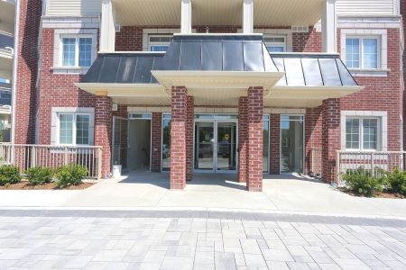 For Lease - 84-#302 Aspen Springs Drive Unit# 302, Clarington, Ontario - Photo 4