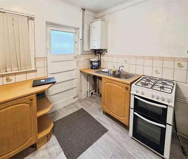 Snowden Road, Cardiff, CF5 - Photo 3