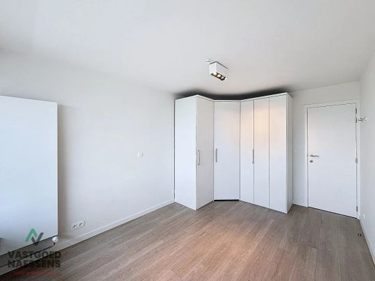 GERENOVEERD 1 SLPK APP MET 2 TERRASSEN - Photo 1