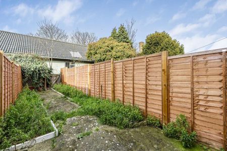 2 bedroom flat to rent - Photo 5