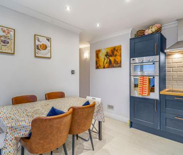 2 bedroom maisonette to rent - Photo 1